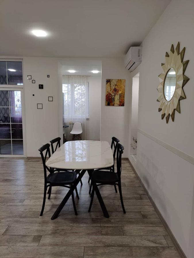 Modern Apartment In The Center With The View Of The Majestic Ararat Ереван Экстерьер фото