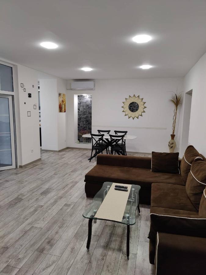 Modern Apartment In The Center With The View Of The Majestic Ararat Ереван Экстерьер фото
